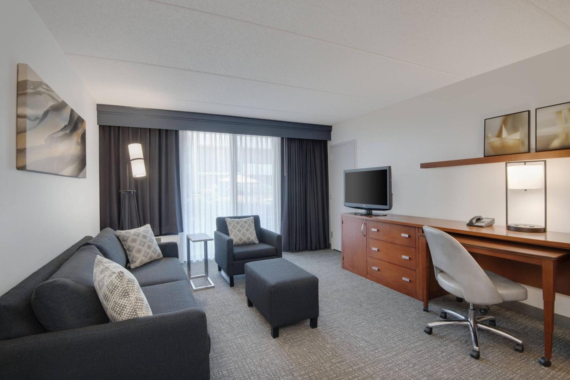 Courtyard By Marriott Augusta Hotel Kültér fotó